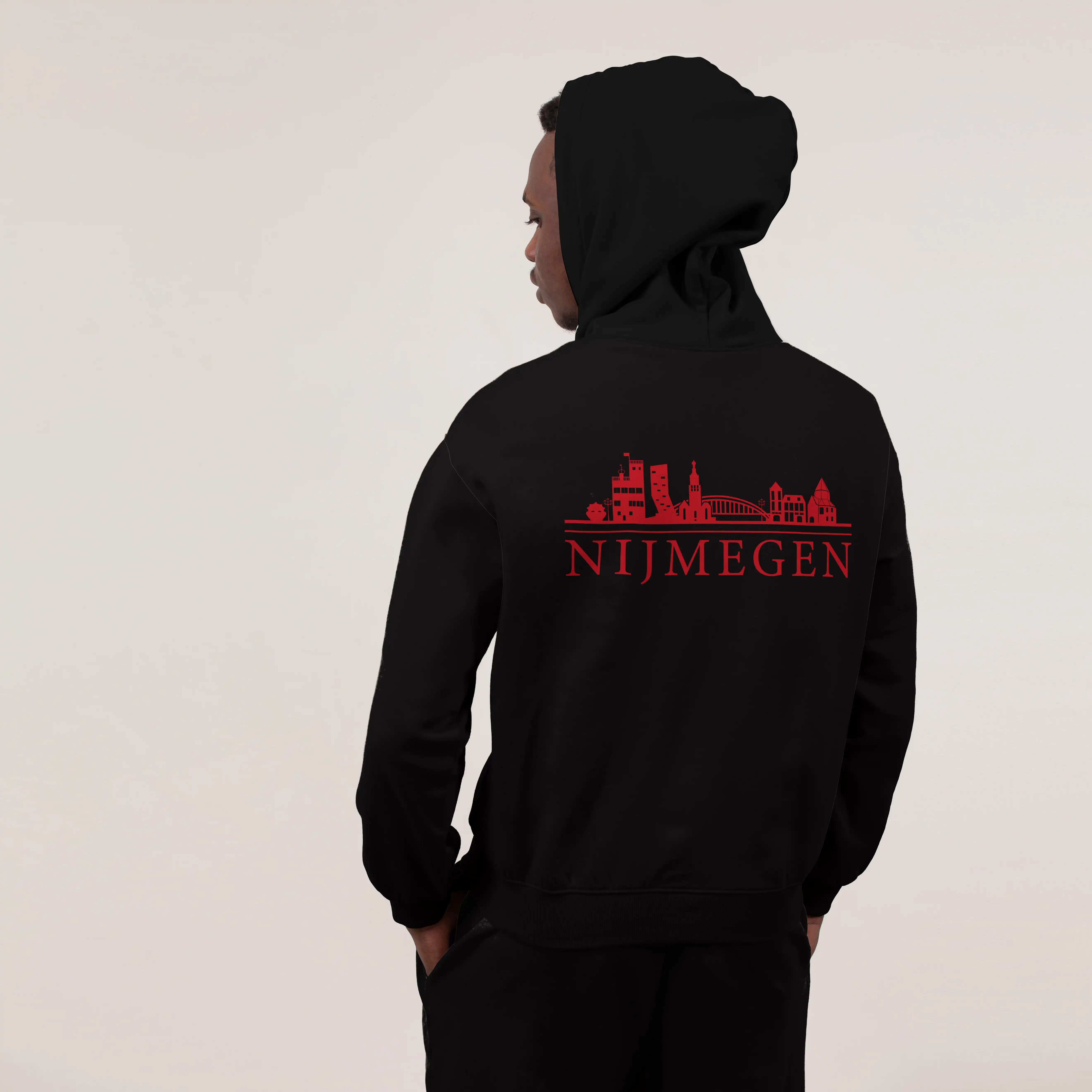 Skyline Nijmegen Hoodie - Nijmegen model hoodie zwart skyline rood 1 - Skyline Nijmegen Hoodie  (zwart met rood)