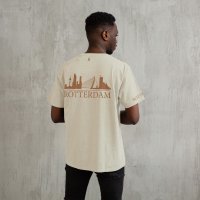 Skyline Rotterdam Shirt - Ek shirt beige model rotterdam skyline 3 - Skyline Rotterdam Shirt O19858
