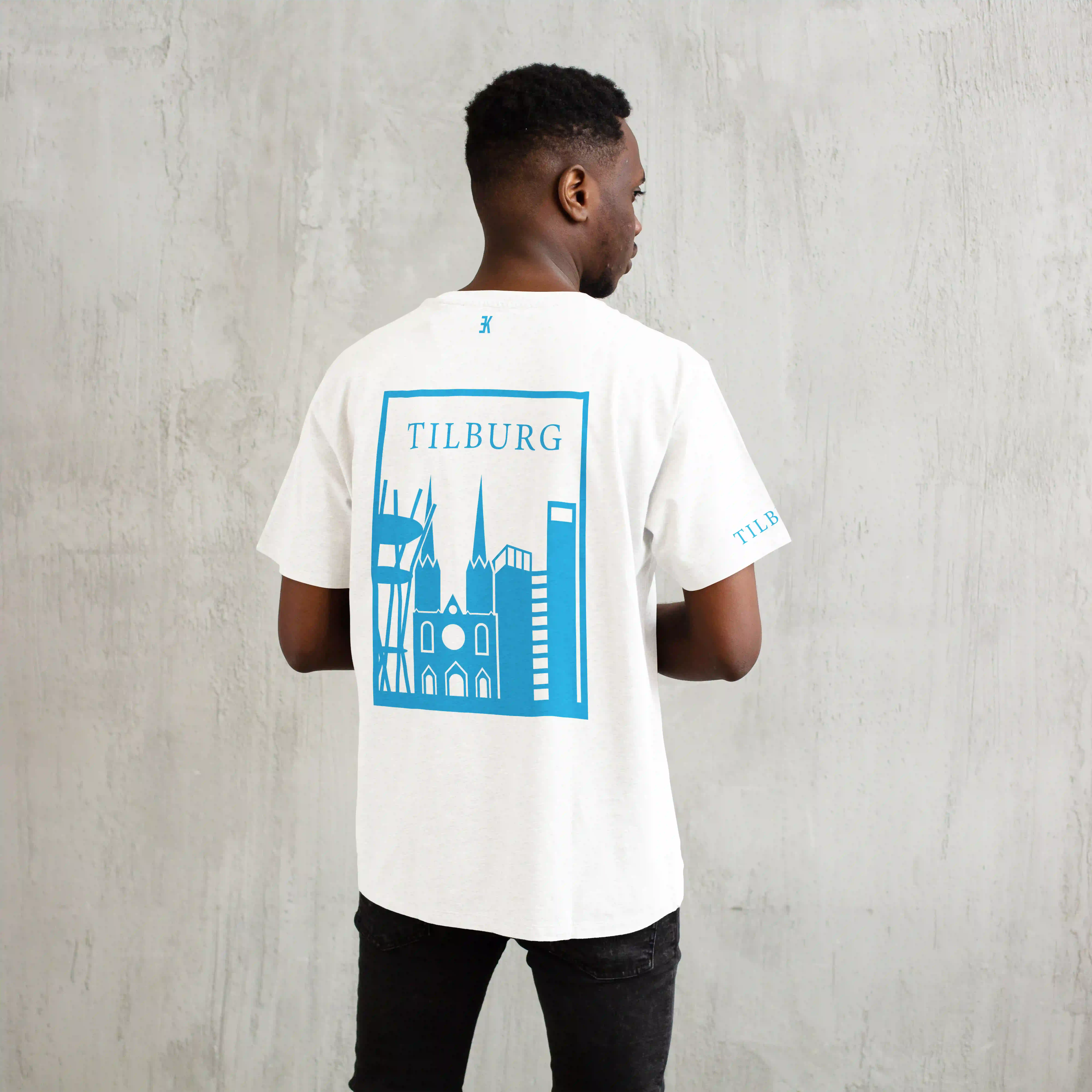 Tilburg Shirt - Tlbrg model shirt wit vlak blauw - Tilburg Shirt O11655