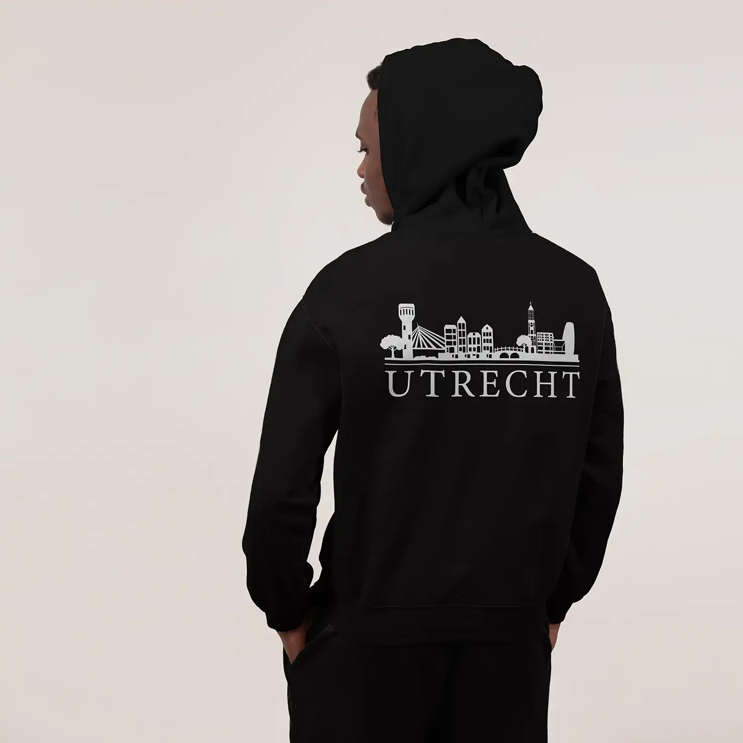 Skyline Utrecht Hoodie - Utrecht hoodie model skyline wit 7 - Skyline Utrecht Hoodie (20477)